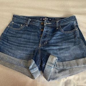 Hollister high rise shorts